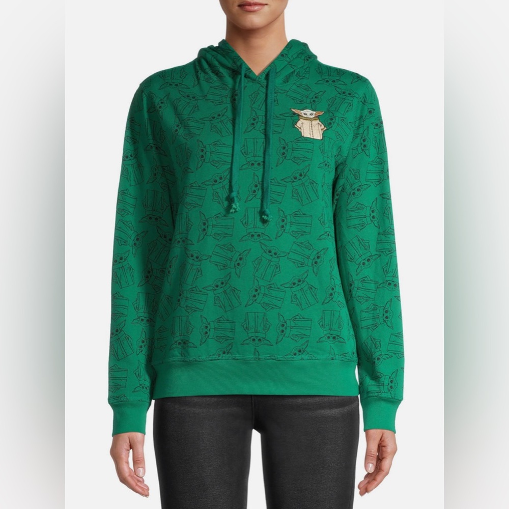 EUC Yoda Star Wars sweatshirt. Size (3-5) junior. Embroidered Yoda